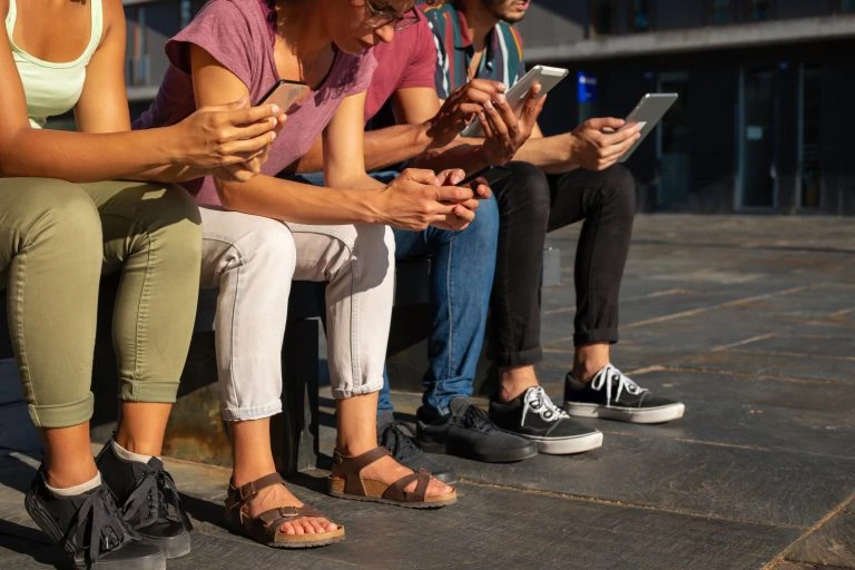 Ekonom Soroti Meningkatnya Gen Z Bekerja di Sektor Informal, Dinilai Jadi Tantangan bagi Ekonomi Indonesia