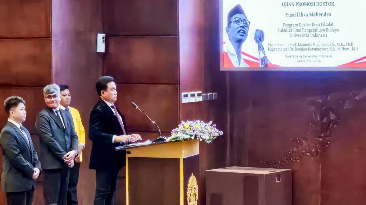 Yusril Ihza Mahendra, meraih gelar Doktor Ilmu Filsafat dari Universitas Indonesia
