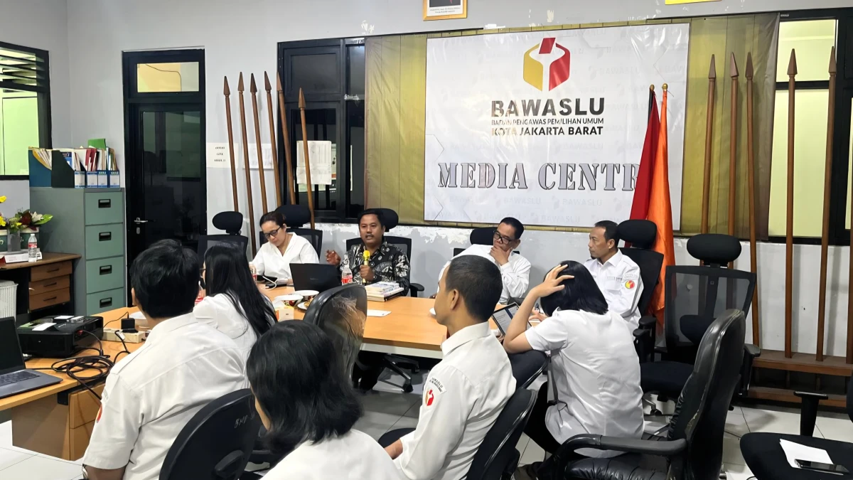Bawaslu Jakarta Barat Tekankan Pentingnya Hubungan Media dalam Komunikasi Publik Efektif