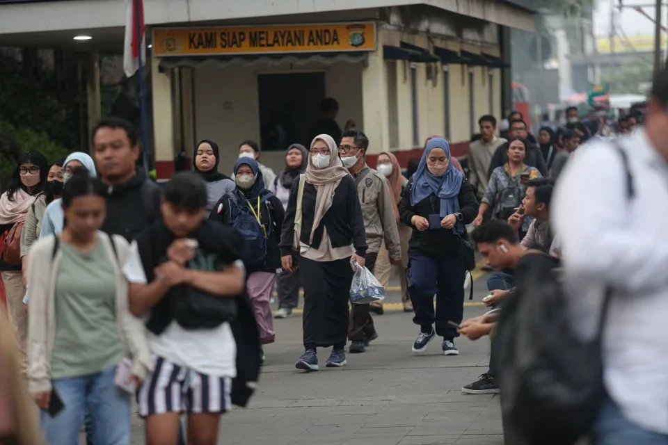 Ekonomi Tumbuh di Atas 5 Persen, Ekonom Soroti Minimnya Dampak terhadap Pekerja
