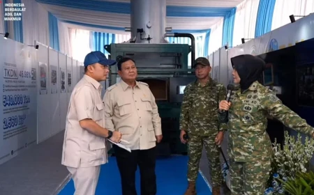 Prabowo Tinjau Mesin Pengolah Sampah hingga Hadiri Panen Raya Serentak Bersama TNI di Malang