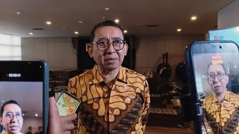 Menbud Fadli Zon Targetkan Buku Penulisan Ulang Sejarah Indonesia Terbit Agustus 2026