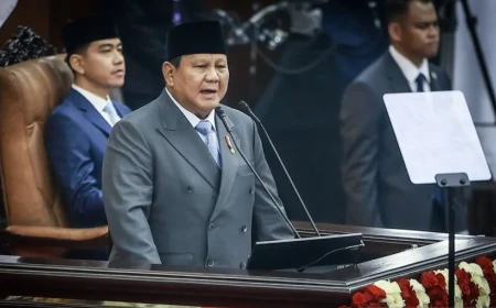 Prabowo Tegaskan Program MBG Dilanjutkan dengan Perbaikan dan Efisiensi