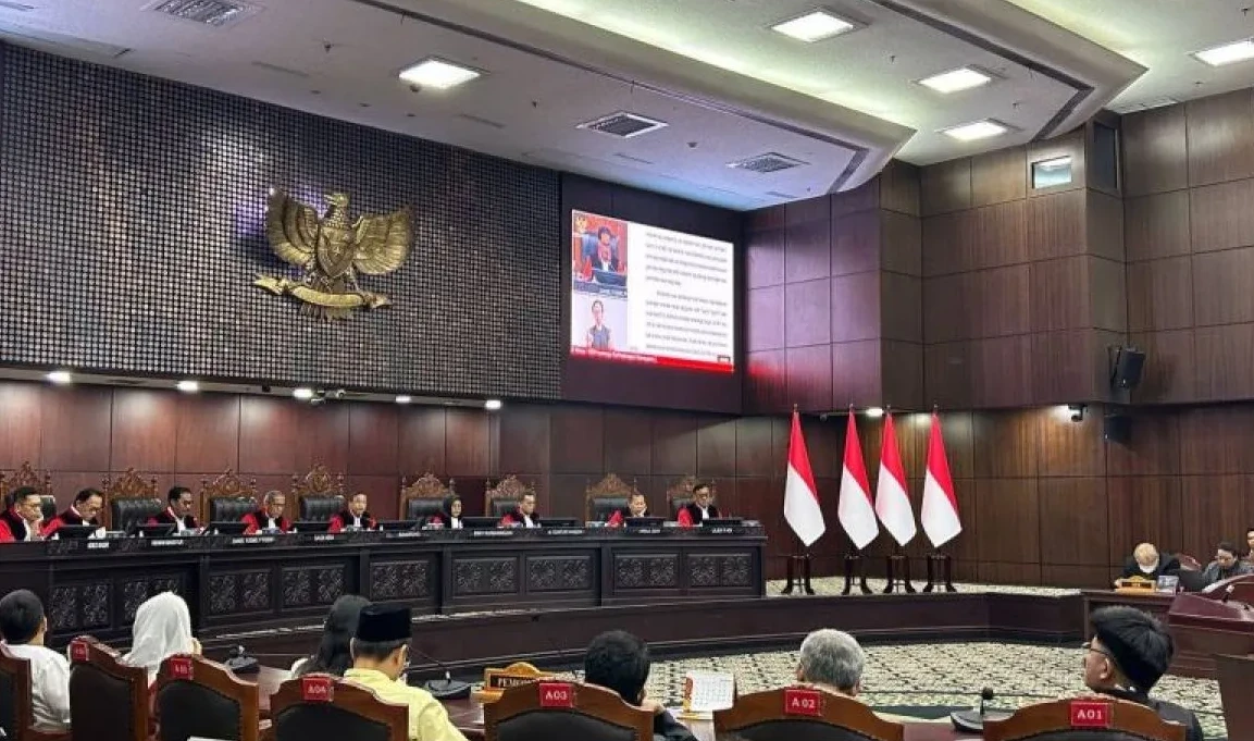 MK Tolak Uji Aturan Penempatan Polisi Aktif di Jabatan Sipil, Pemohon Tak Punya Kedudukan Hukum
