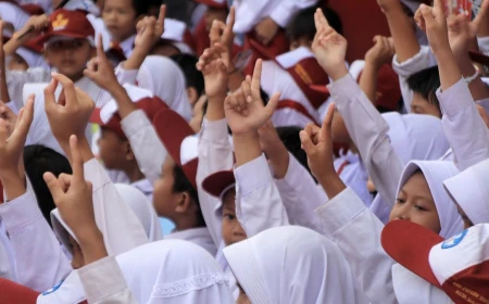 Pendidikan Gratis dan Relevansinya Mewujudkan Indonesia Emas 2045 