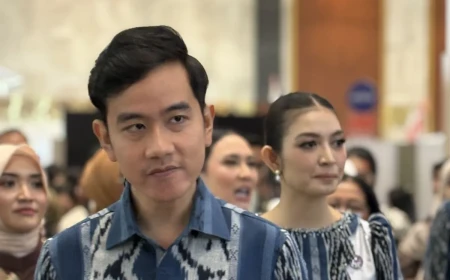 Gibran: Kalau Tidak Lulus SMA, Saya Tidak Mungkin Bisa Kuliah sampai S1 di Singapura
